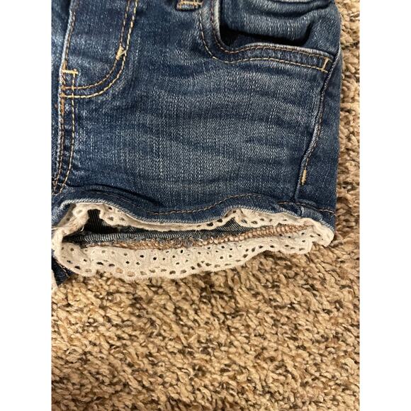 Oshkosh B'gosh Baby Girl Shorts With Lace - 24 Months - Picture 7 of 8